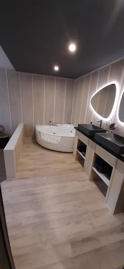 Enterrasse 4 Etoiles Apartment ดีน็อง ภายนอก รูปภาพ